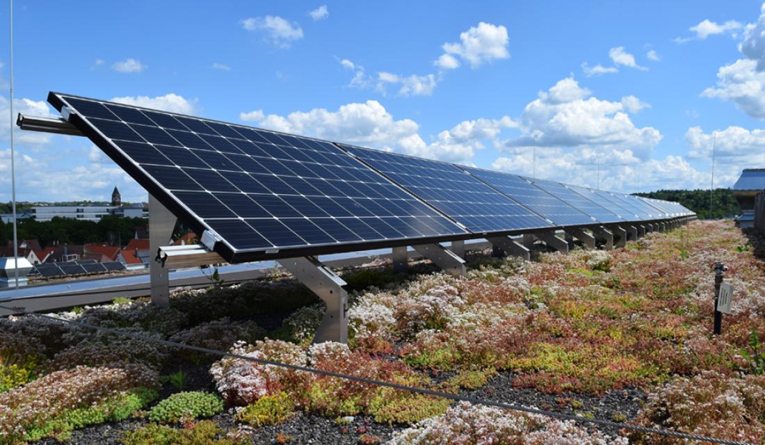 Solarpanel auf einem Dach